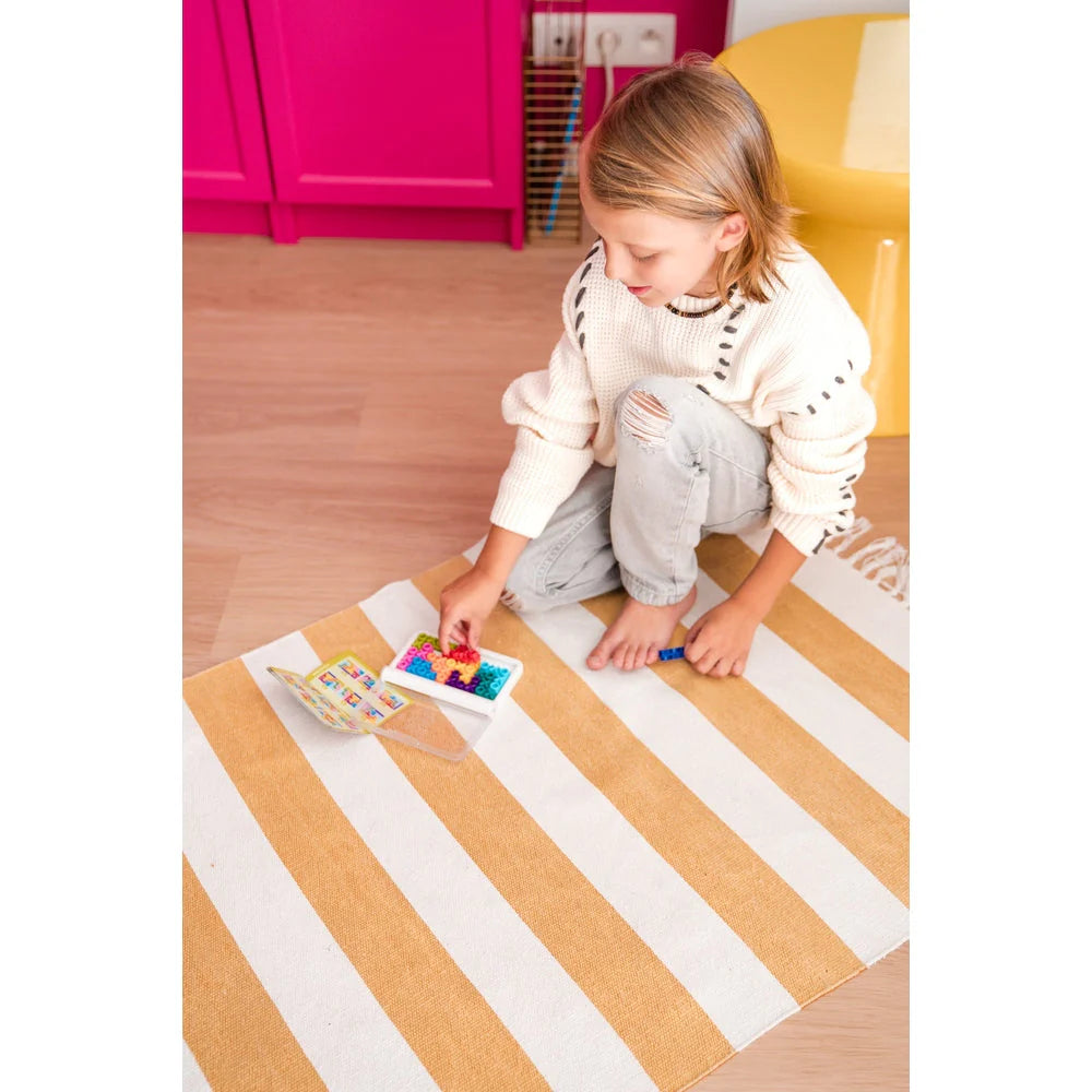 Smart Games IQ XOXO (Age 6+ to Adults)